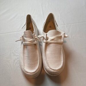 Women's white canvas boat shoes, size 41 BNWOT